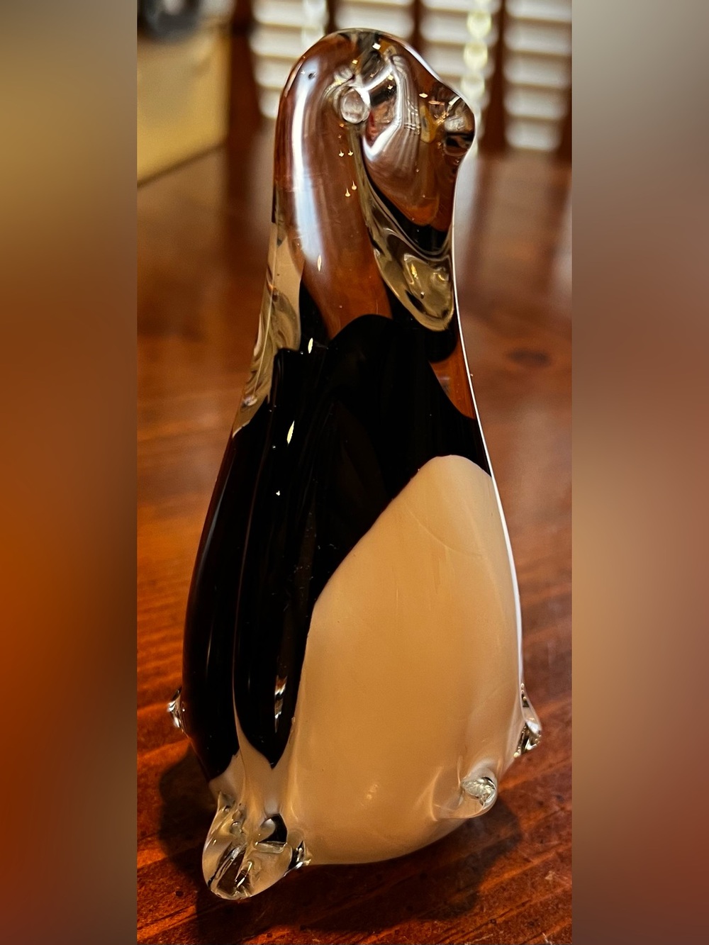 VTG Pier 1 Art Glass Penguin Paper Weight Hand Blown 5 Inches Tall Bird Figurine